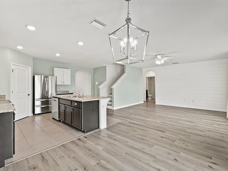 8107 Bilston Village Ln — Photo 12