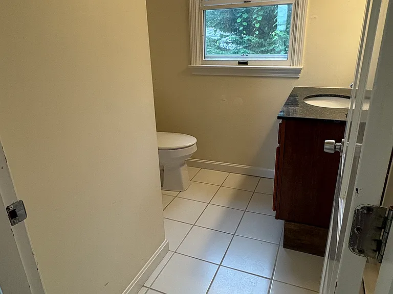 24 Quail Hollow Rd — Photo 11