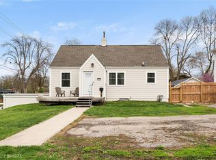 3945 Beaver Ave, Des Moines, IA 50310