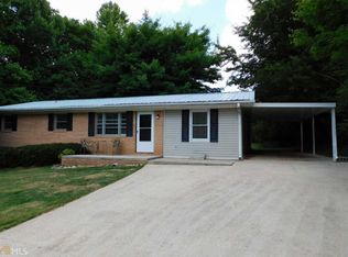 4735 Newton Dr, Gainesville, GA 30506