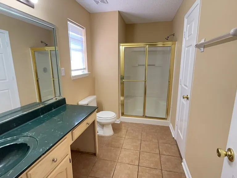 5554 Steffani Dr — Photo 8