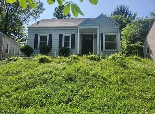 1146 Easton Dr, Akron, OH