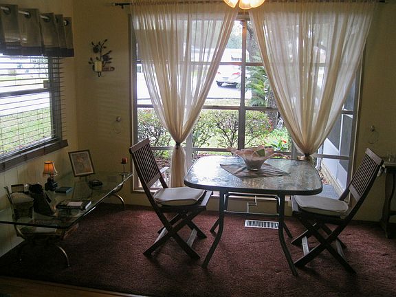 3rd image of 137 Royal Palm Dr