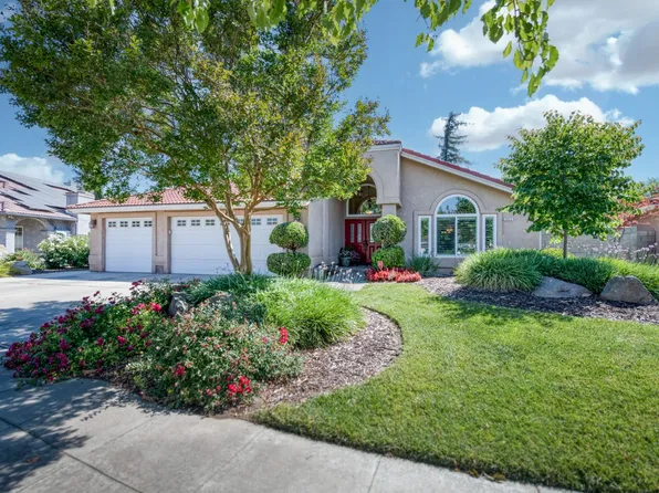 3055 Fairmont Ct, Madera, CA 93637