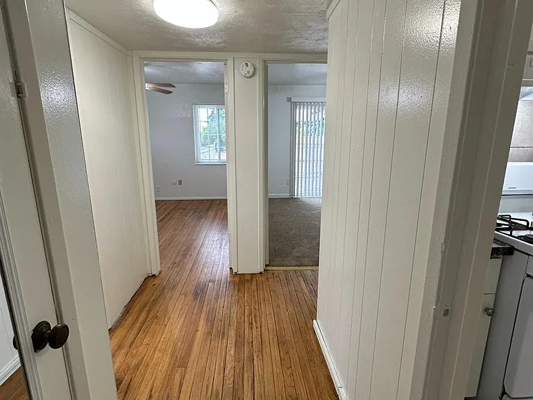 707 N Villa Ave — Photo 14