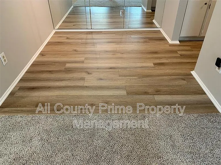 10049 Westpark Dr #168 — Photo 11
