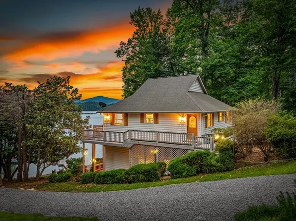129 Mountain View Ln, Blairsville, GA 30512