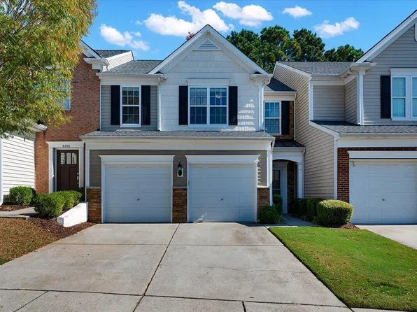 8206 Pilots View Dr, Raleigh, NC 27617