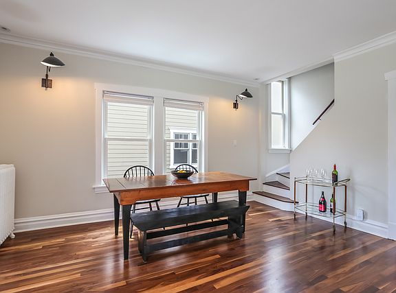 5th image of 805 N Lombard Ave