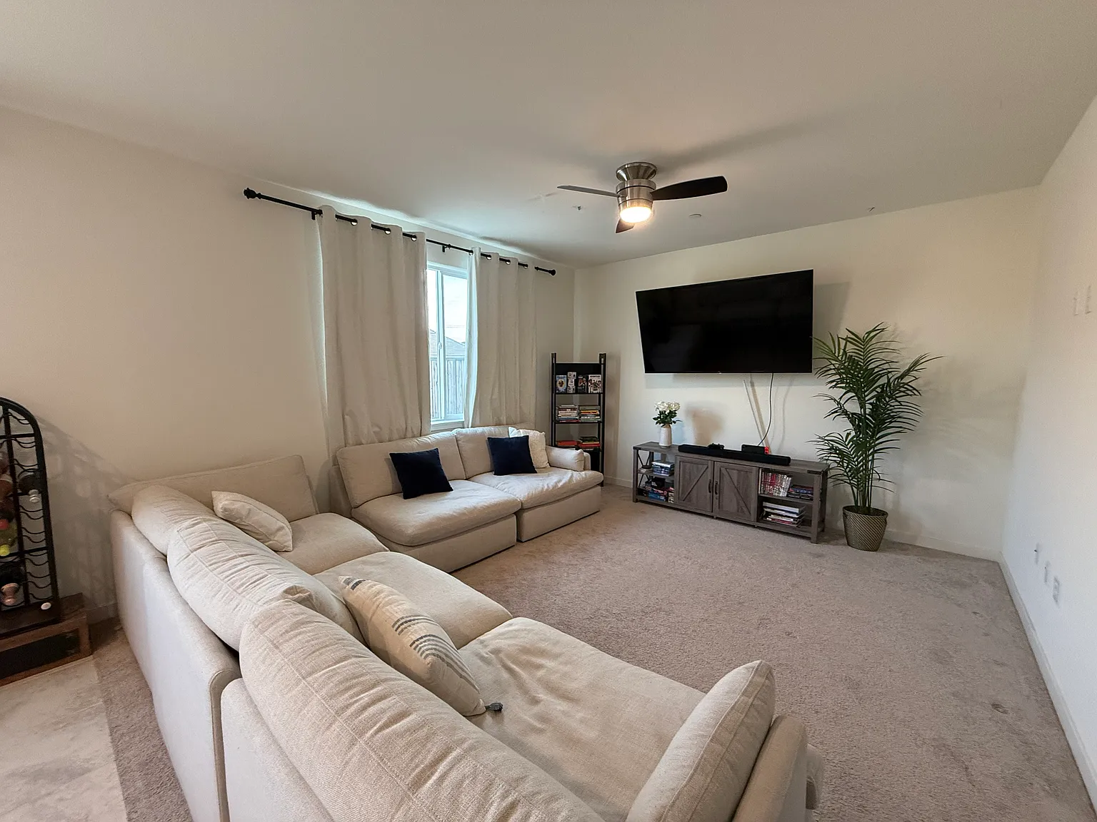 4 bed, 1931 sqft, $3,850 — Photo 4