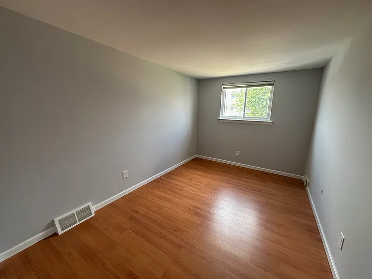 9414 Kirkwood Rd #1 — Photo 7