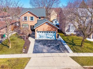 23 Cowan Blvd, Cambridge, ON N1T 1E5