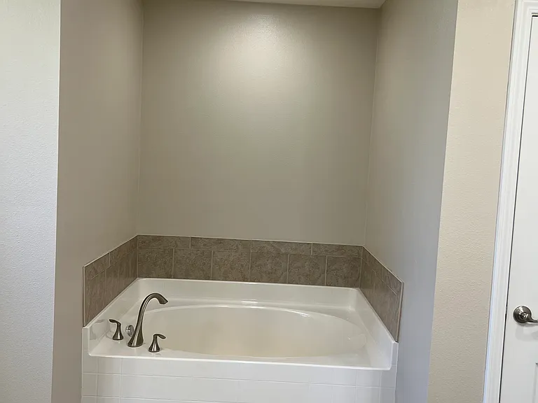 Garden tub in the Owner Suite bathroom