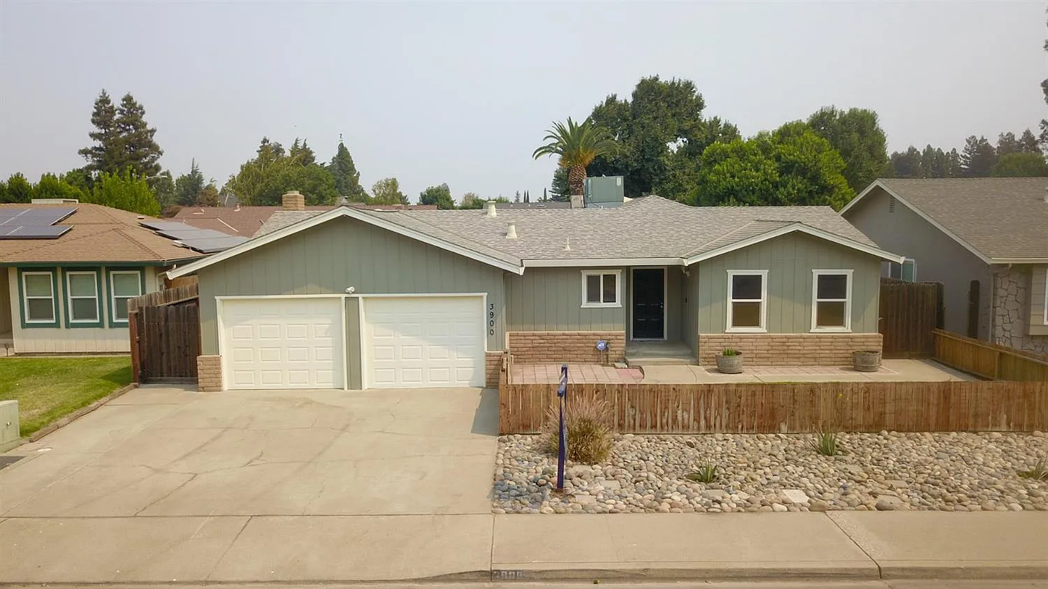 3900 Dragoo Park Dr photo 1