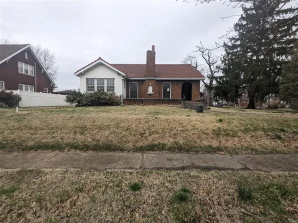 2561 Cleveland Blvd, Granite City, IL 62040