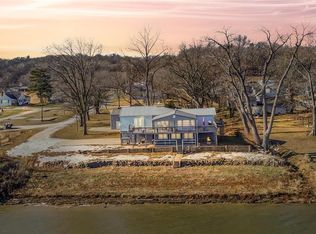 102 Mary St, Hardin, IL 62047