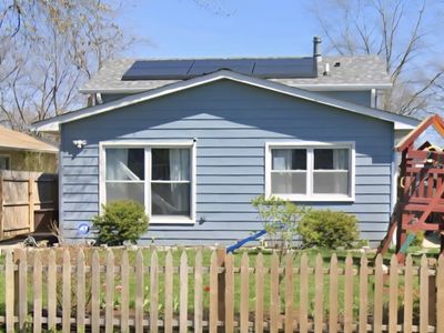 1825 Jethro Ave, Zion, IL, 60099