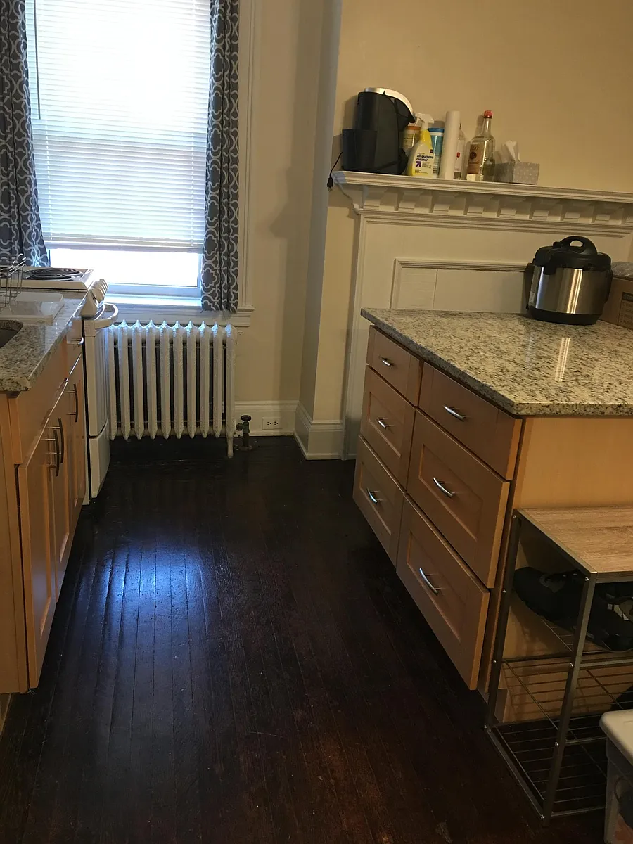 Photo 2 of 10 - 5529 5th Ave #5 - Pittsburgh, PA Building Photo - 5529 5th Ave #5