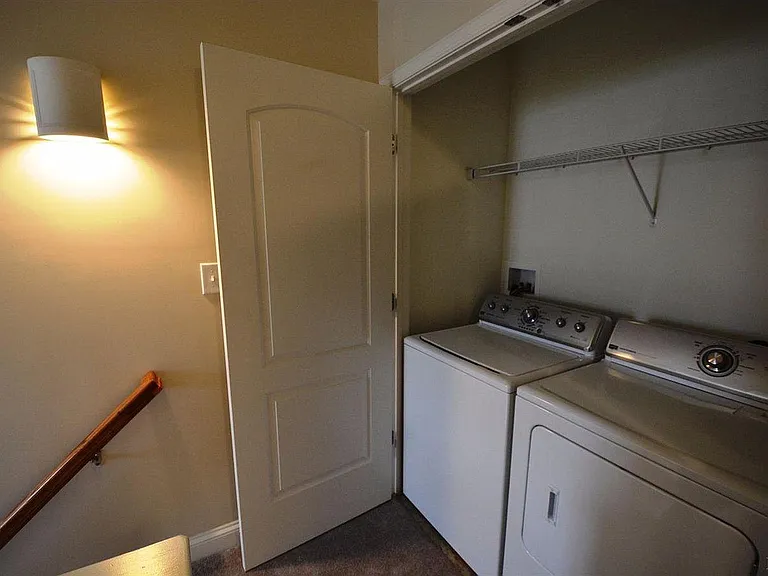 174 Rowse Dr — Photo 12