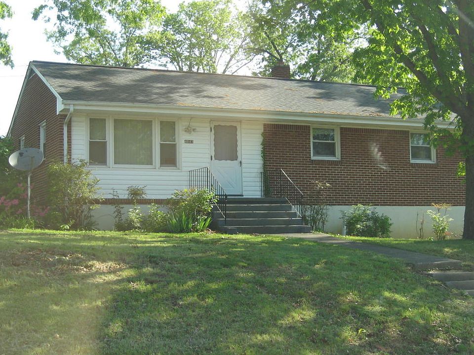 1st image of 4843 Autumn Ln NW