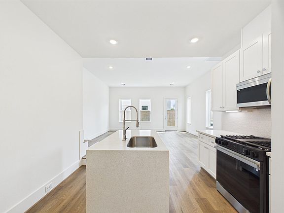 4th image of 7506 Carver Rd #A