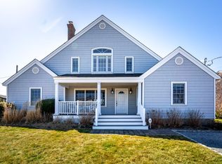 40 Barracuda Rd, East Quogue, NY 11942