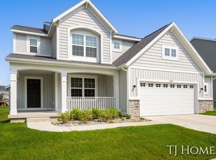 623 Elstar Dr NE, Rockford, MI 49341