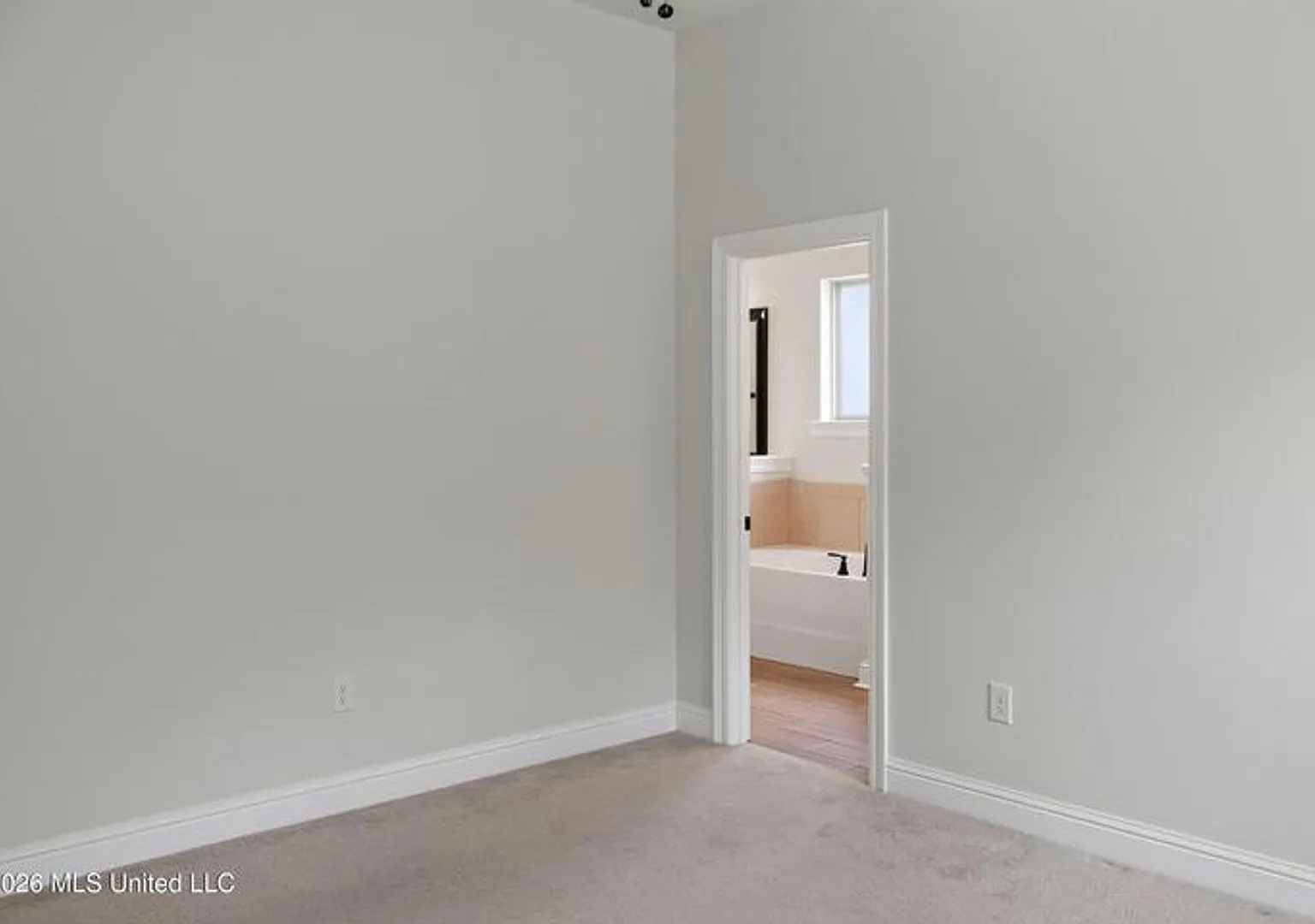 6952 Osprey Drive — Photo 4
