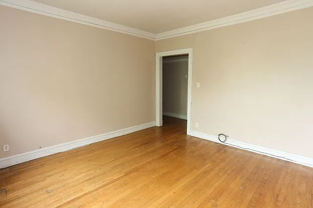 1923 W Winnemac Ave #4 — Photo 10