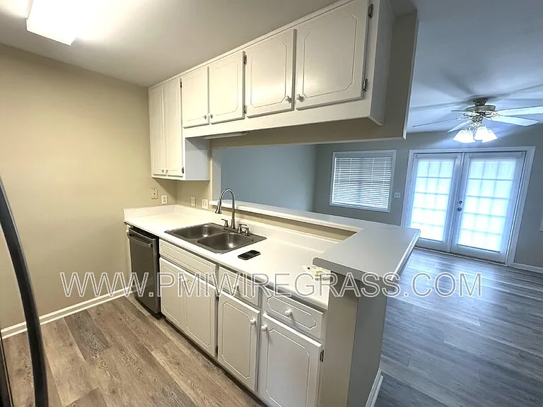 125 Commons Dr — Photo 7