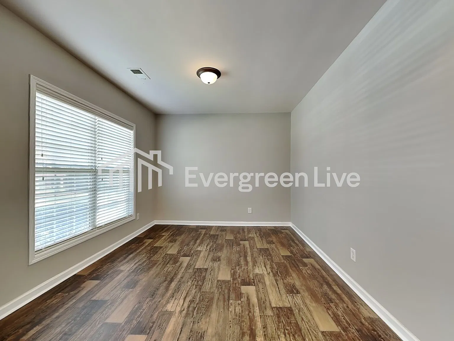 5 bed, 3.0 bath, 2910 sqft, $2,545 — Photo 3