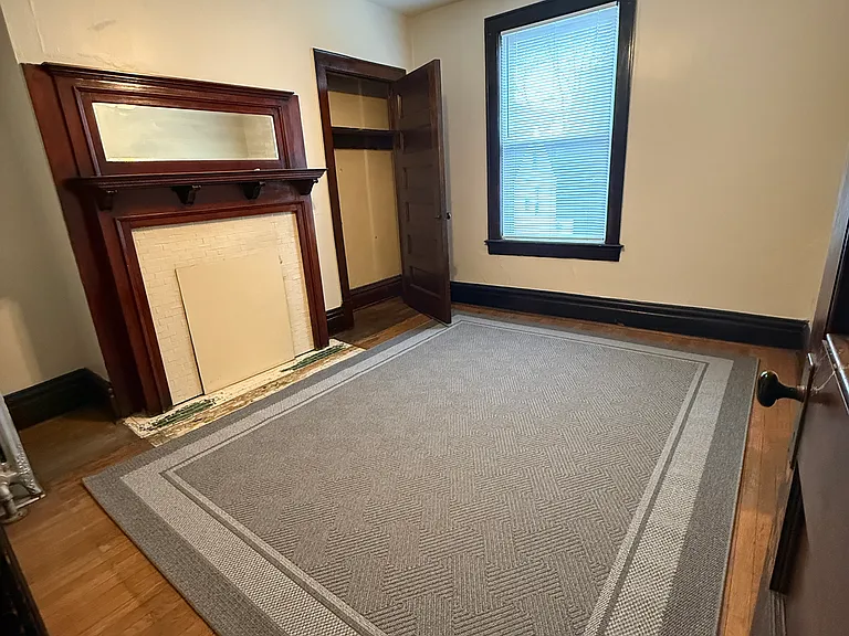 2702 Center St #3 — Photo 12