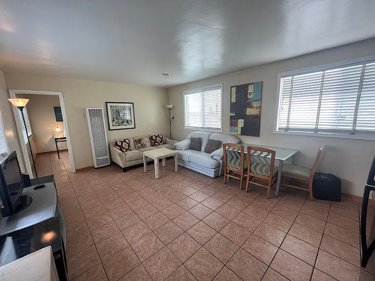 5800 Lindo Paseo #4 — Photo 6