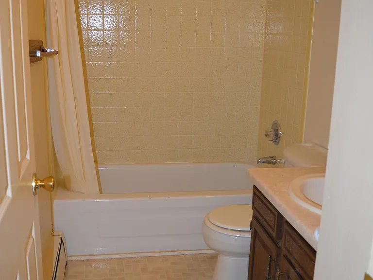 D 1/4 Rd — Photo 18