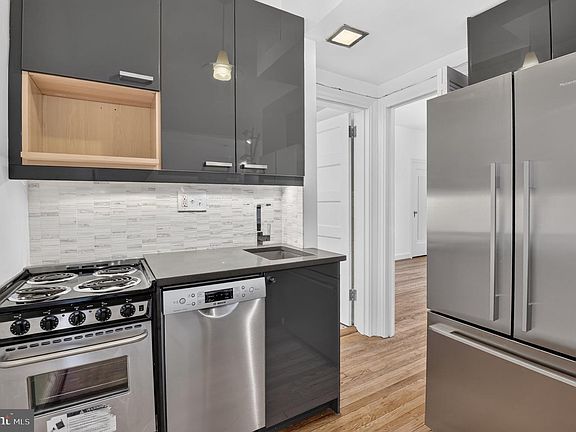 2nd image of 3601 Connecticut Ave NW APT 412