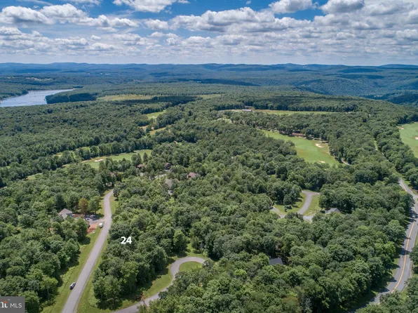 24 Greenbrier Dr, Mc Henry, MD 21541