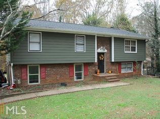 1468 Lakeshore Cir, Gainesville, GA 30501