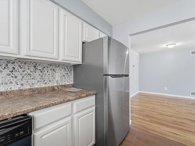 721 S 19th St #1 — Photo 10