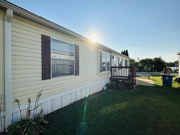 2nd image of 16935 Alcott Rd