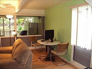 4th image of 559 Kukuau St #A201
