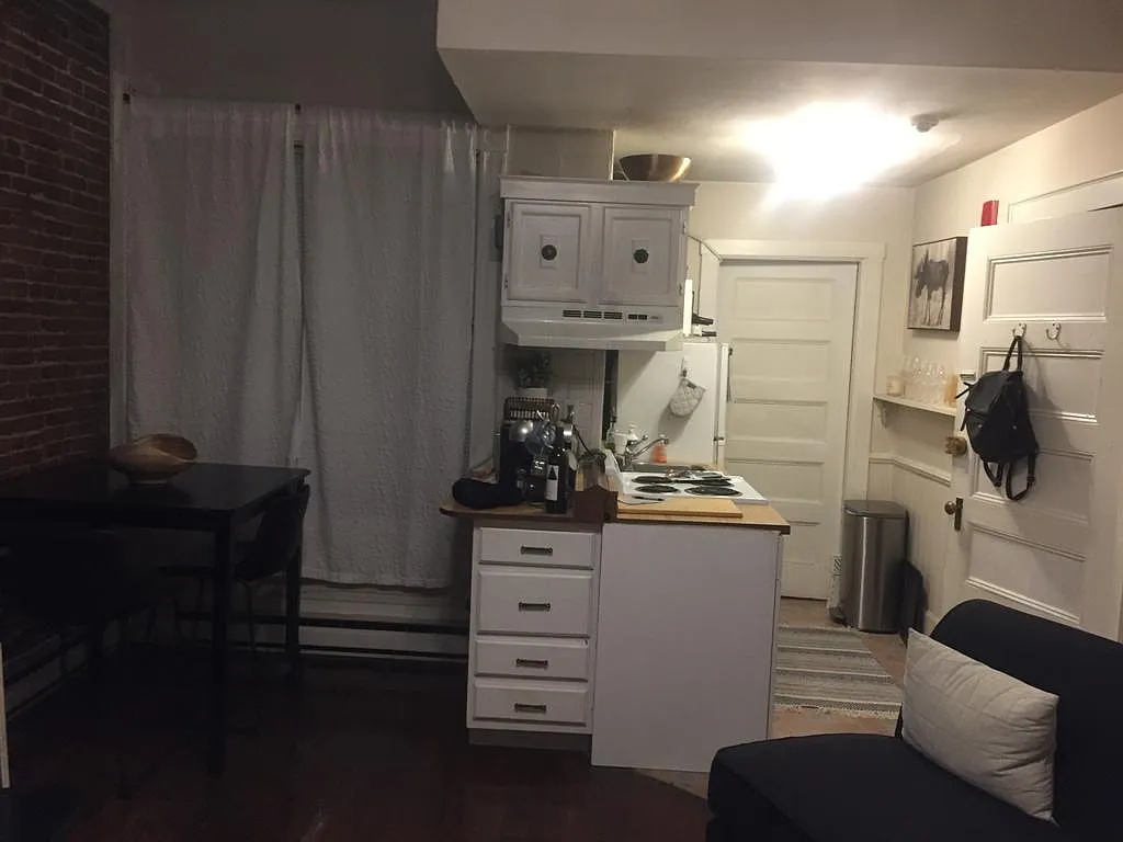 1 bed, $2,400 — Photo 3