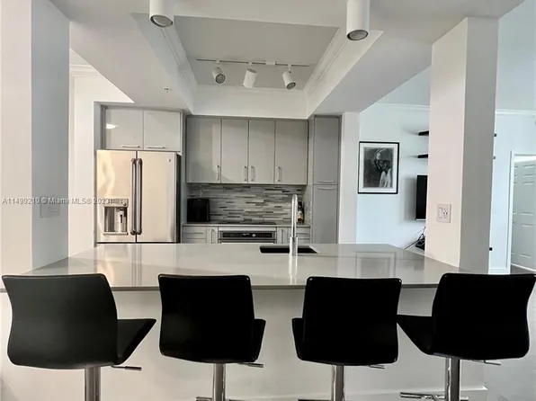 533 NE 3rd Ave APT 404, Fort Lauderdale, FL 33301