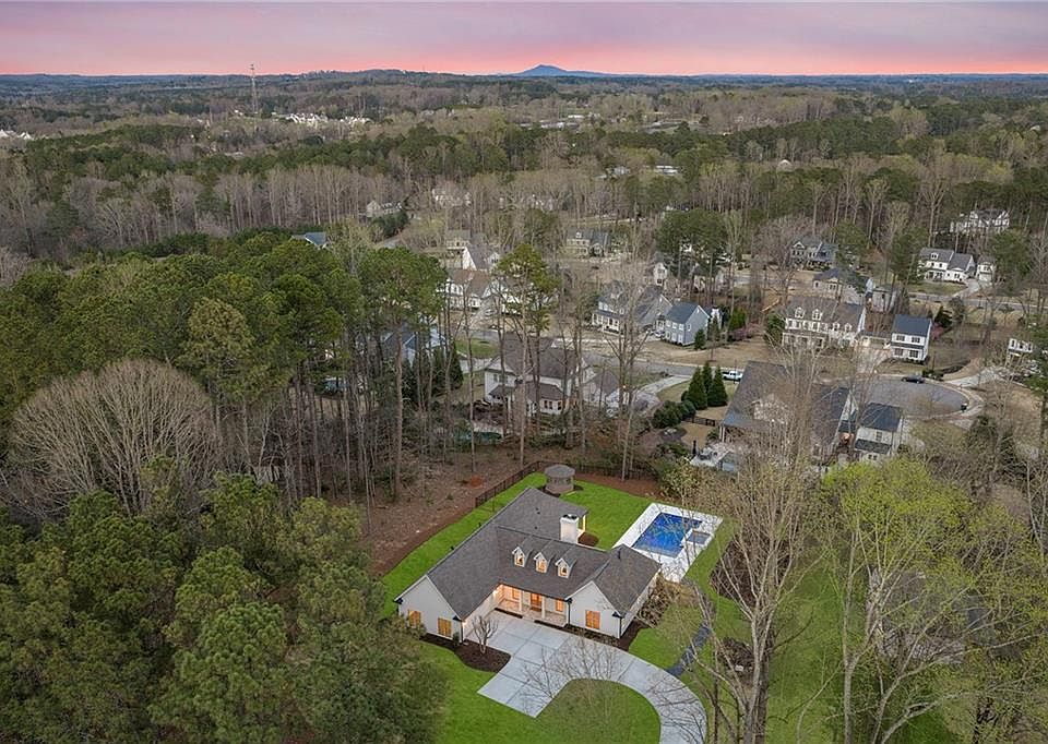 1st image of 15445 Thorntree Run