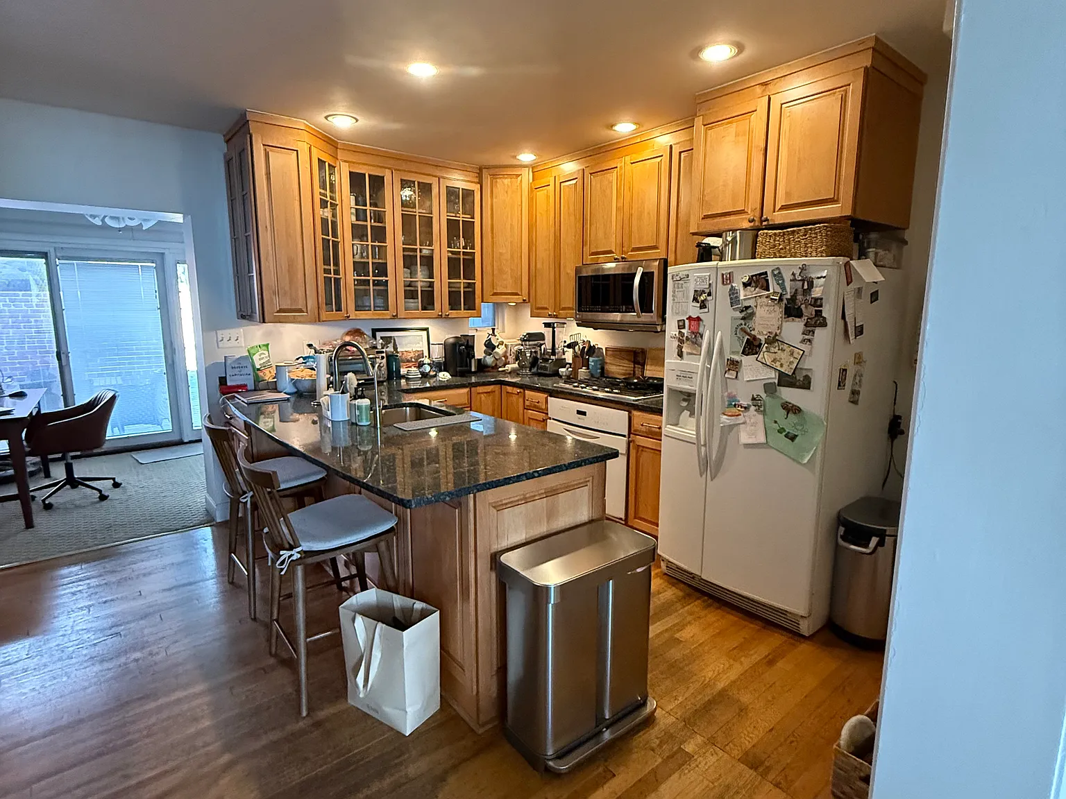 2317 Huidekoper Pl NW — Photo 2