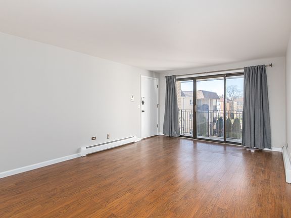 5th image of 6565 N Harlem Ave APT 3N