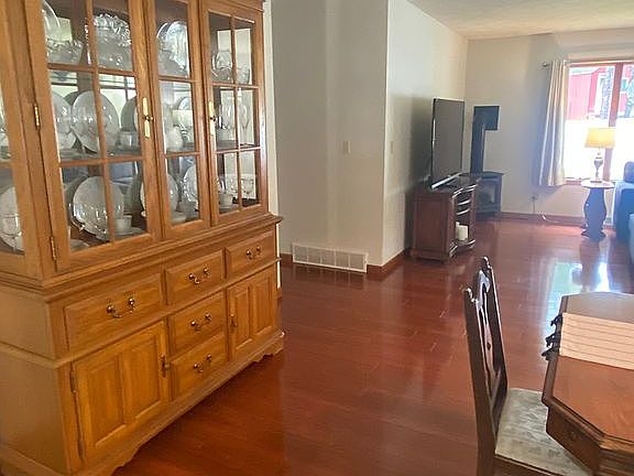 Dining/Living room