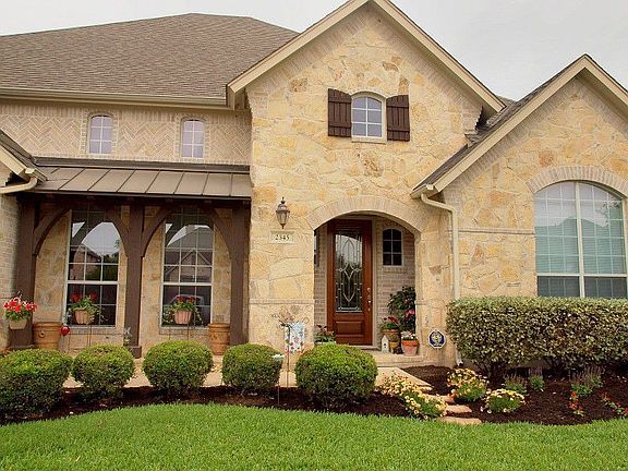 2nd image of 2345 Berwick Dr