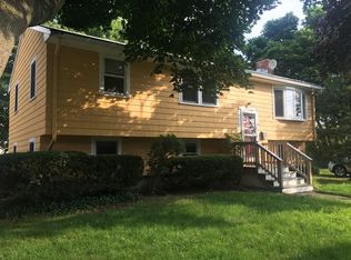 83 Mountford Rd, Hull, MA 02045