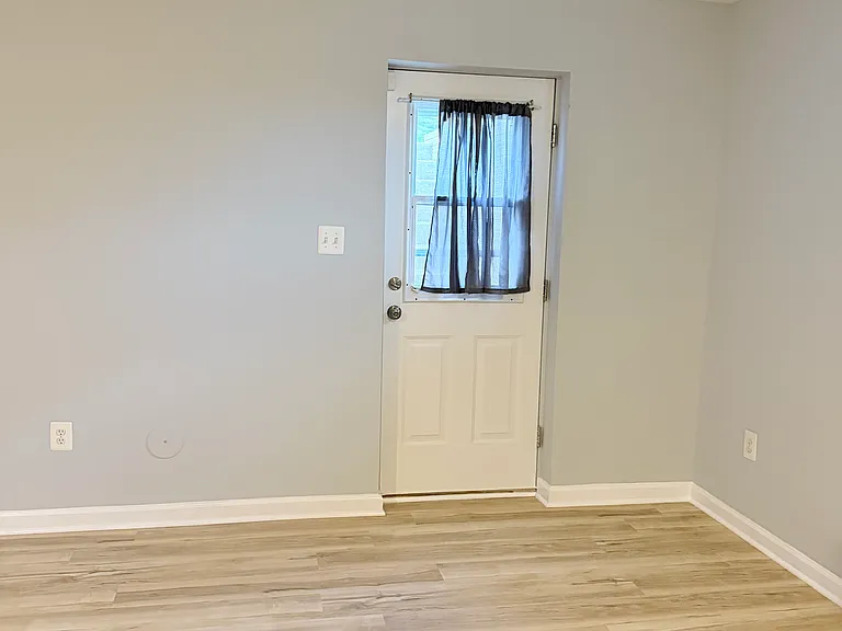 17100 Madrillon Way — Photo 8