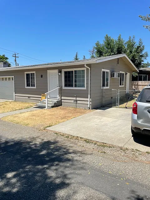 2 bed, 750 sqft, $1,475 — Photo 1